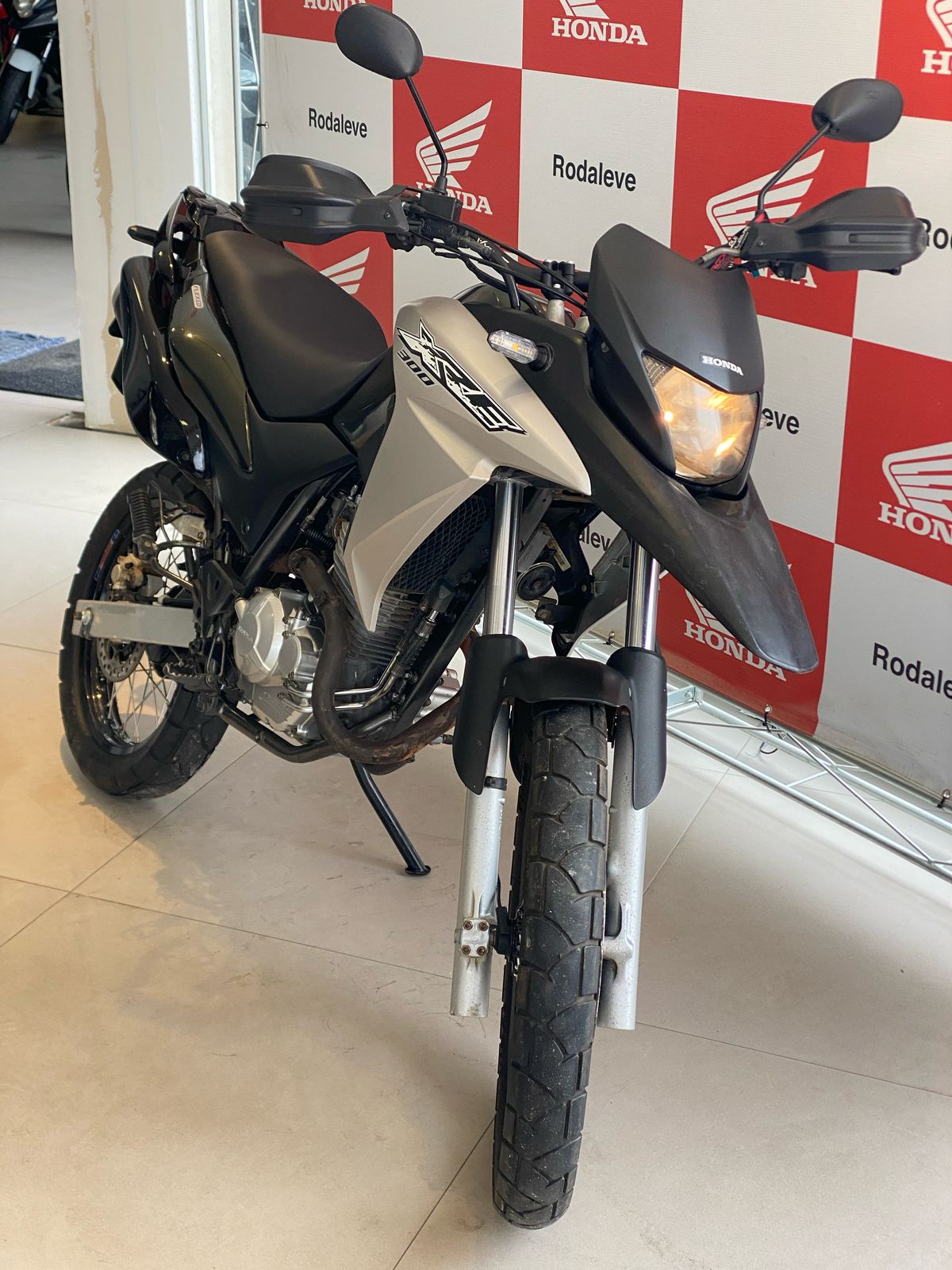 HONDA XRE 300