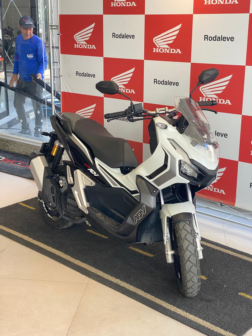 HONDA ADV 150