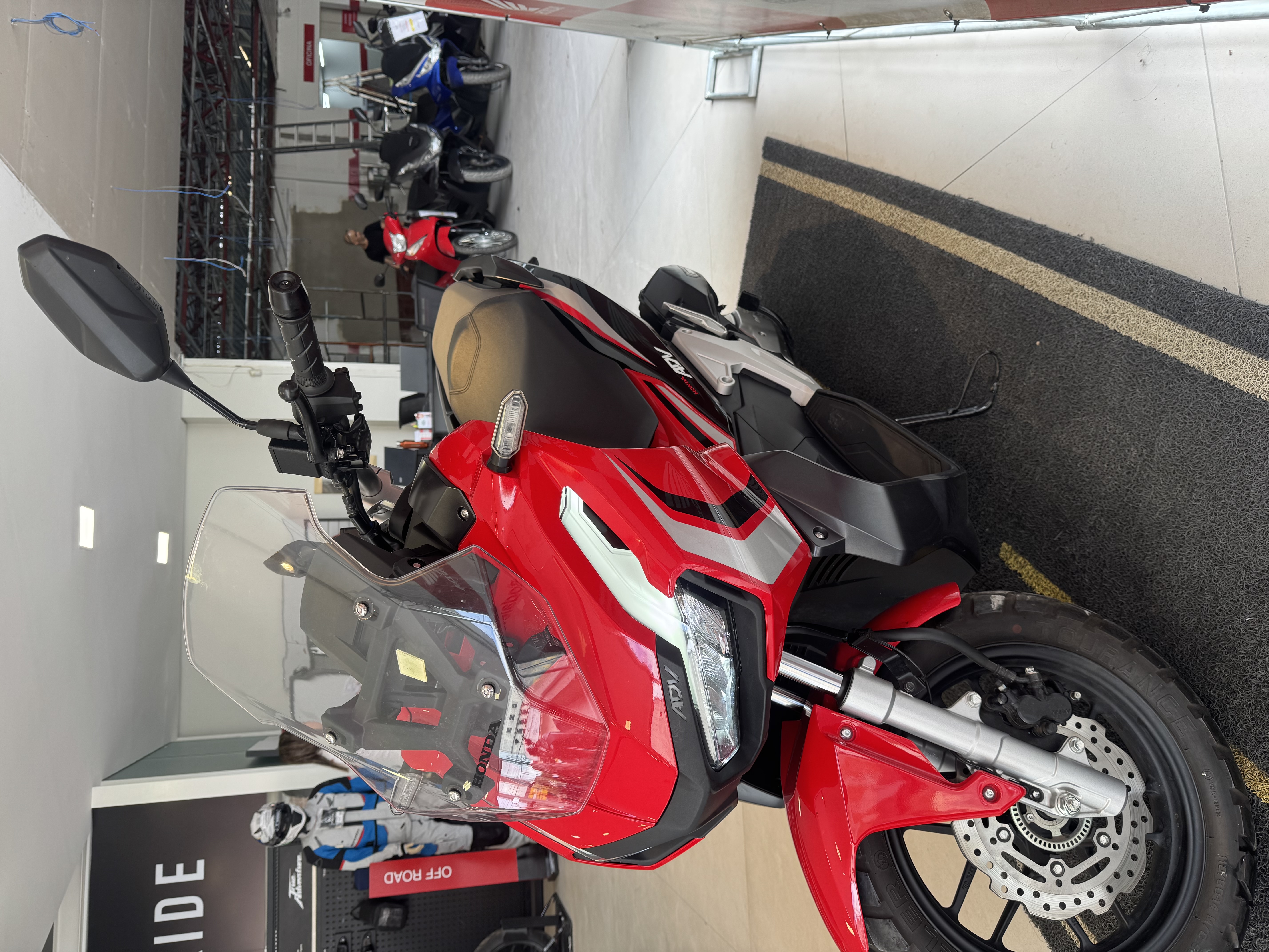 HONDA ADV 150