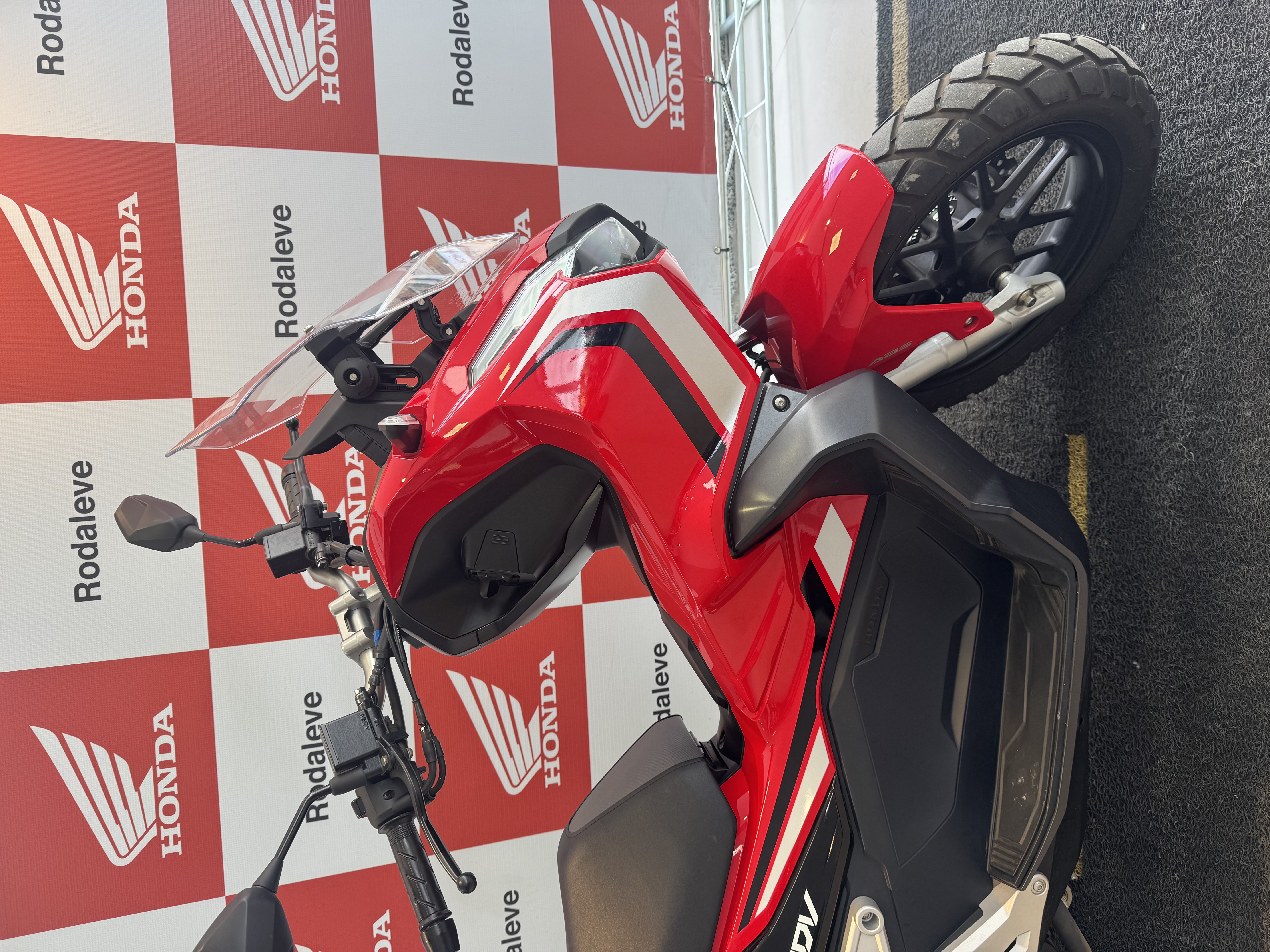HONDA ADV 150